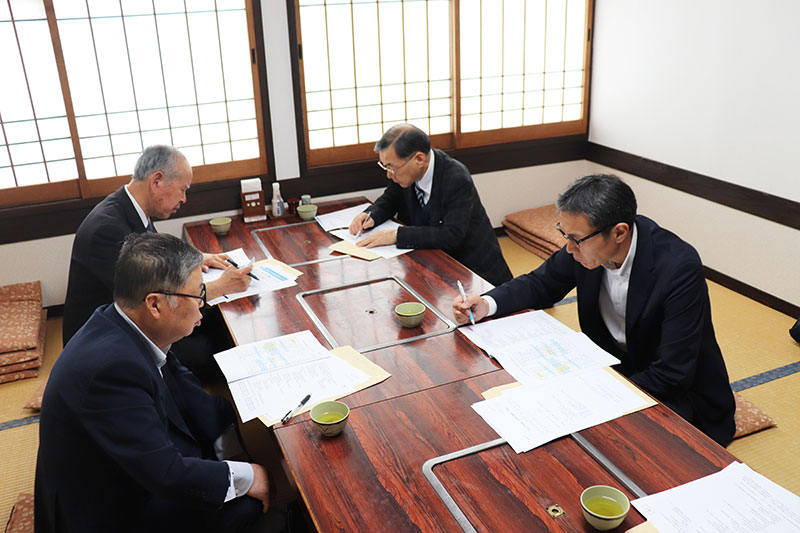矢吹支部役員会の様子